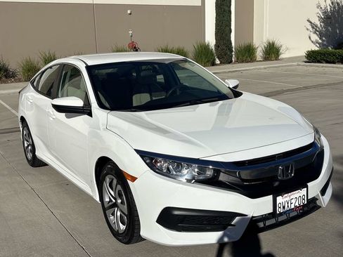 Used 2018 Honda Civic LX image 7