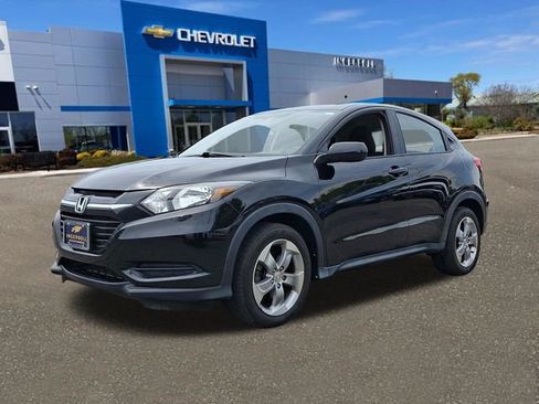 Used 2018 Honda HR-V LX image 32