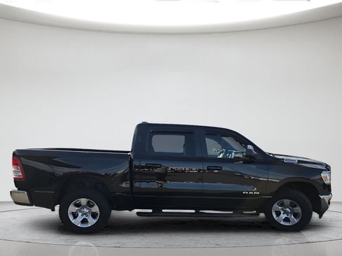 Used 2022 RAM 1500 Big Horn AWD/4WD image 2