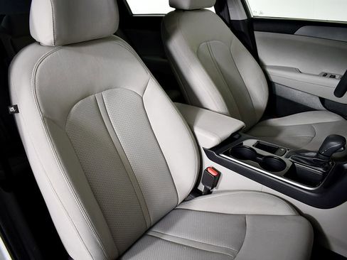 Used 2019 Hyundai Sonata SE image 43