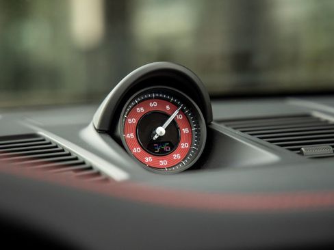 Certified 2026 Porsche 911 Targa 4 GTS image 31