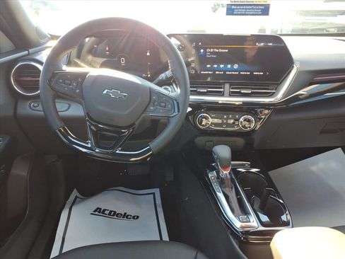 New 2026 Chevrolet Trax RS w/ Driver Confidence Package image 13