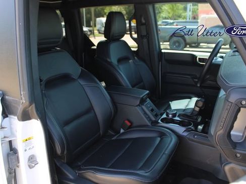 Used 2025 Ford Bronco Outer Banks AWD/4WD image 11