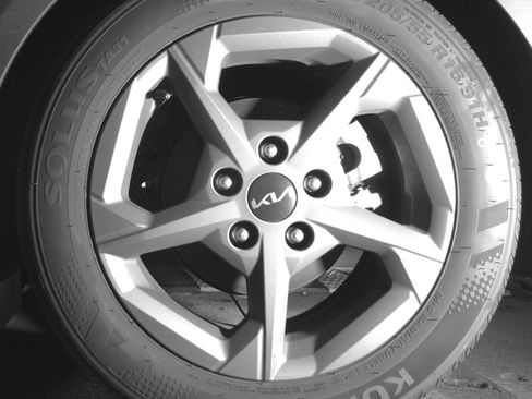 Used 2025 Kia K4 FWD image 11