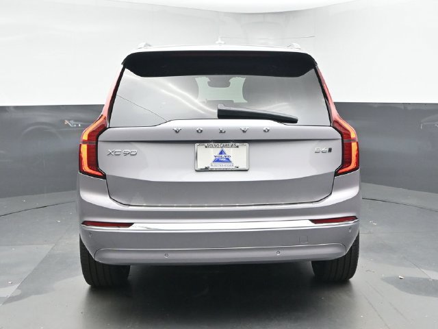 New 2026 Volvo XC90 B6 Plus w/ Protection Package Premier AWD/4WD image 7