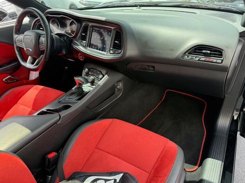 Used 2020 Dodge Challenger R/T Scat Pack RWD image 13