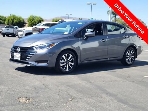 Used 2025 Nissan Versa SV w/ Trunk Package FWD image 2