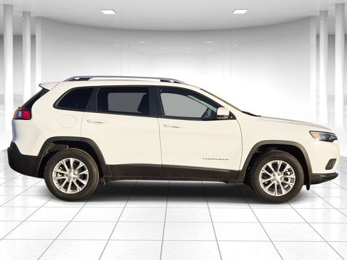 Used 2021 Jeep Cherokee Latitude image 2