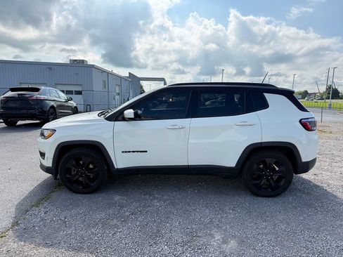 Used 2021 Jeep Compass Latitude FWD image 21