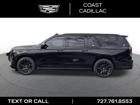 Certified 2022 Cadillac Escalade ESV Sport w/ Touring Package AWD/4WD image 3