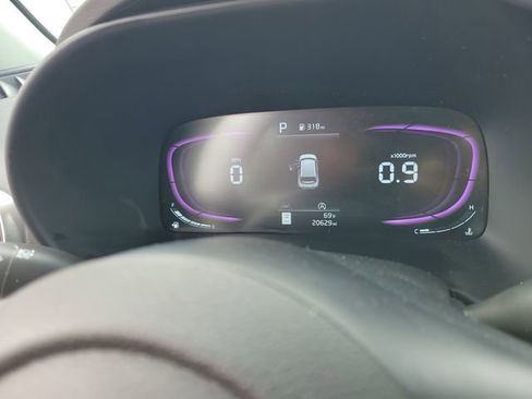 Used 2025 Kia Soul LX w/ LX Technology Package image 17