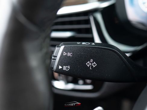 Used 2019 BMW M550i xDrive AWD/4WD image 29