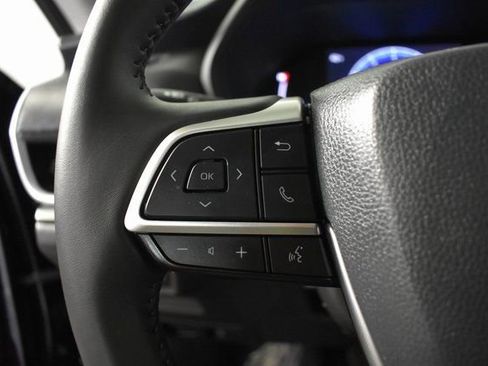 Used 2025 Toyota Grand Highlander AWD image 16