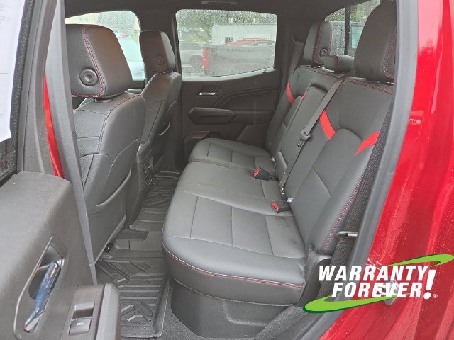 Used 2026 Chevrolet Colorado Z71 w/ Technology Package AWD/4WD image 15