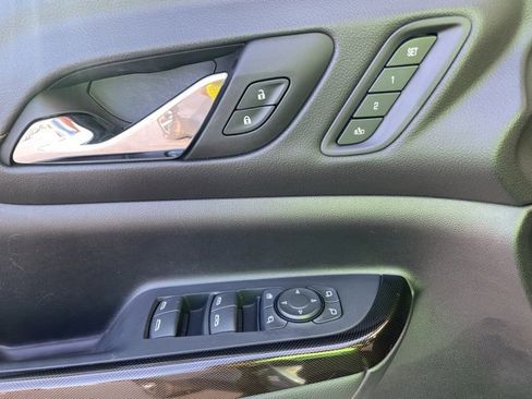 Used 2023 GMC Acadia AT4 w/ Technology Package image 24