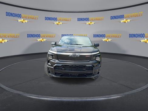 Used 2024 Chevrolet Silverado EV RST AWD/4WD image 6