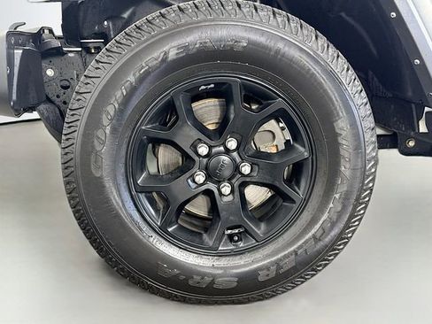 Used 2021 Jeep Wrangler Unlimited Sport AWD/4WD image 36