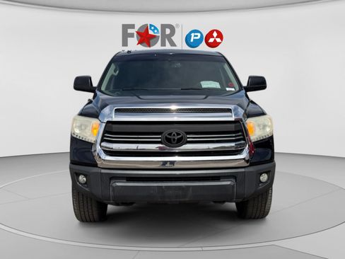 Used 2016 Toyota Tundra SR5 w/ SR5 Upgrade Package AWD/4WD image 8