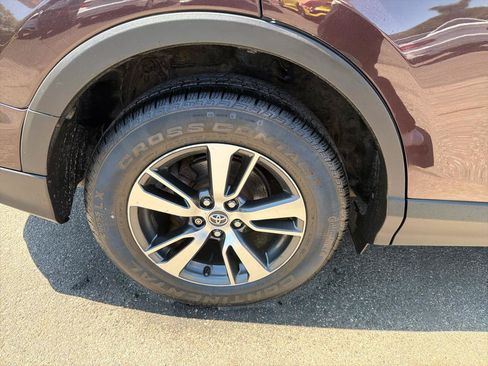 Used 2016 Toyota RAV4 XLE AWD/4WD image 27