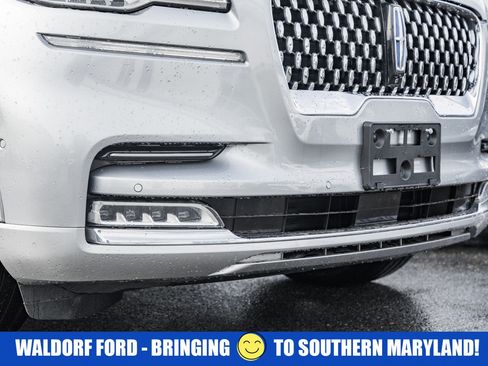 Used 2023 Lincoln Aviator Black Label Grand Touring image 13