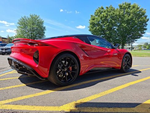 Used 2025 Lotus Emira image 5