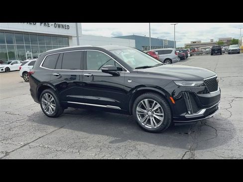 New 2024 Cadillac XT6 Premium Luxury AWD/4WD image 2