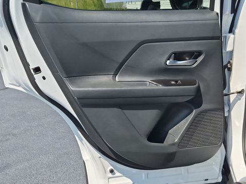 Used 2026 Nissan Kicks SV w/ Charging Package FWD image 28