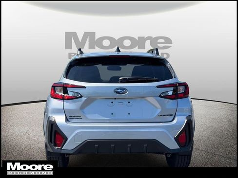 Used 2026 Subaru Crosstrek 2.0i Premium AWD/4WD image 4