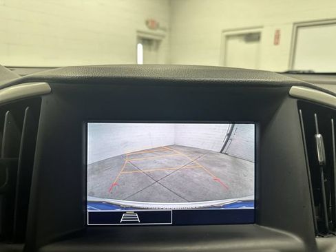 Used 2024 GMC Terrain SLE AWD/4WD image 20