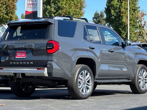 New 2025 Toyota 4Runner Limited image 3