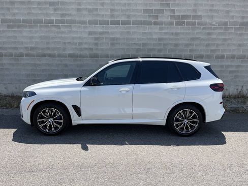 Used 2026 BMW X5 M60i AWD/4WD image 4