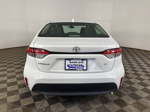 Used 2023 Toyota Corolla LE image 19
