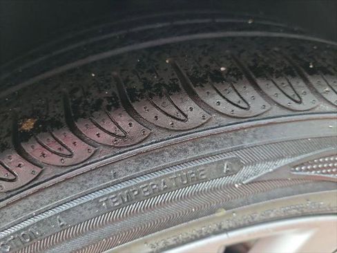 Certified 2023 Toyota Corolla SE image 30