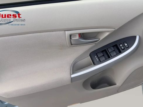 Used 2013 Toyota Prius Three FWD image 21