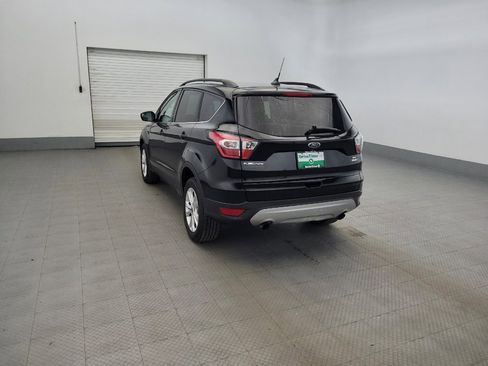 Used 2018 Ford Escape SE w/ SE Sync 3 Package AWD/4WD image 5