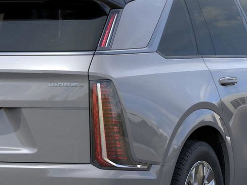 New 2026 Cadillac Escalade IQ Luxury 1 w/ LPO, Radiant Package image 12