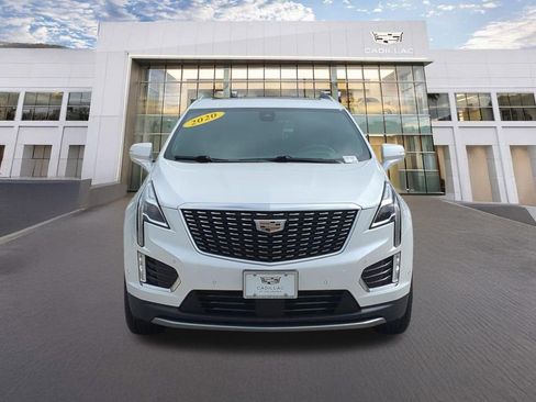 Used 2020 Cadillac XT5 Premium Luxury FWD image 2