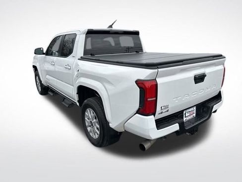 Used 2024 Toyota Tacoma SR5 image 4