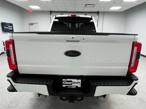 Used 2023 Ford F350 Lariat w/ Lariat Ultimate Package AWD/4WD image 9