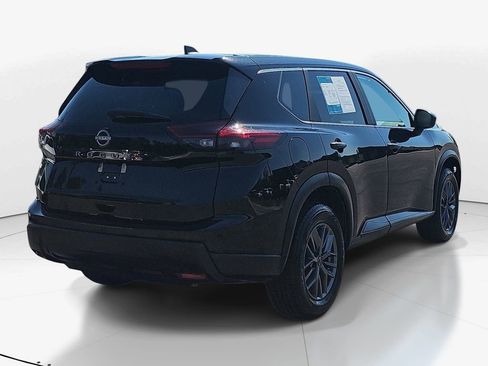 Used 2024 Nissan Rogue S FWD image 6