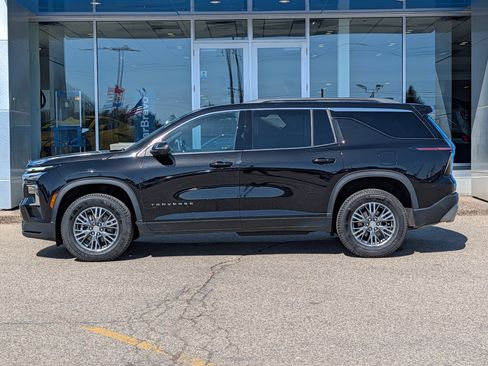 Certified 2024 Chevrolet Traverse LT w/ Trailering Package AWD/4WD image 5