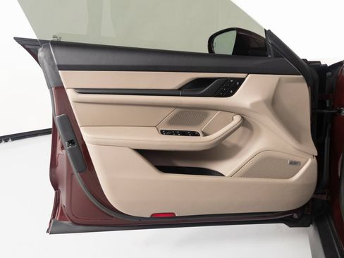 Certified 2022 Porsche Taycan RWD image 16
