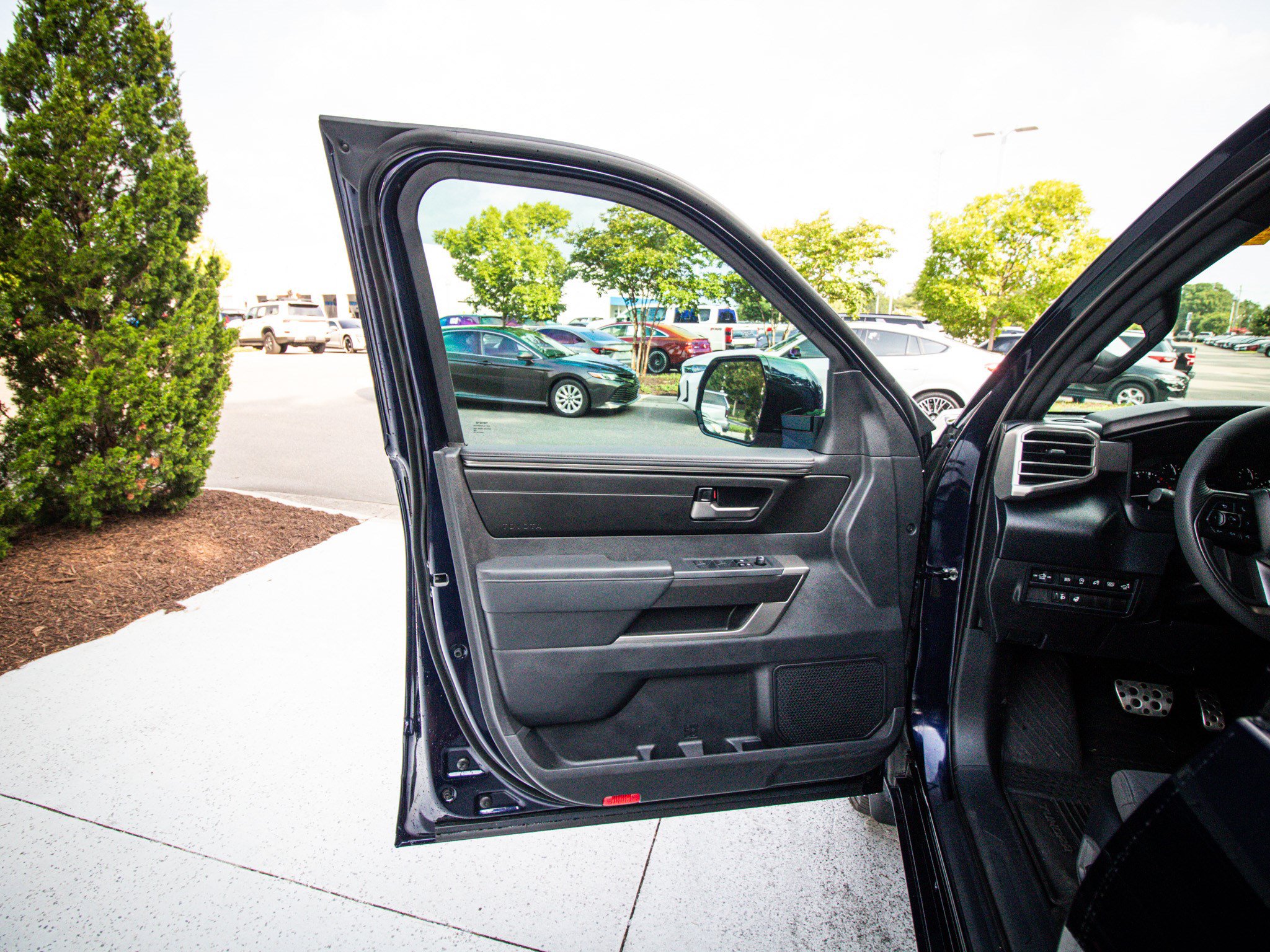 Used 2026 Toyota Tundra SR5 w/ TRD Off-Road Package AWD/4WD image 14
