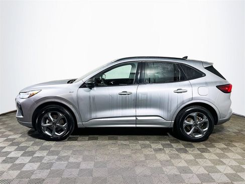 Used 2024 Ford Escape ST-Line image 5