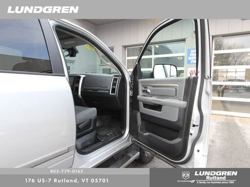 Used 2016 RAM 3500 Big Horn image 8