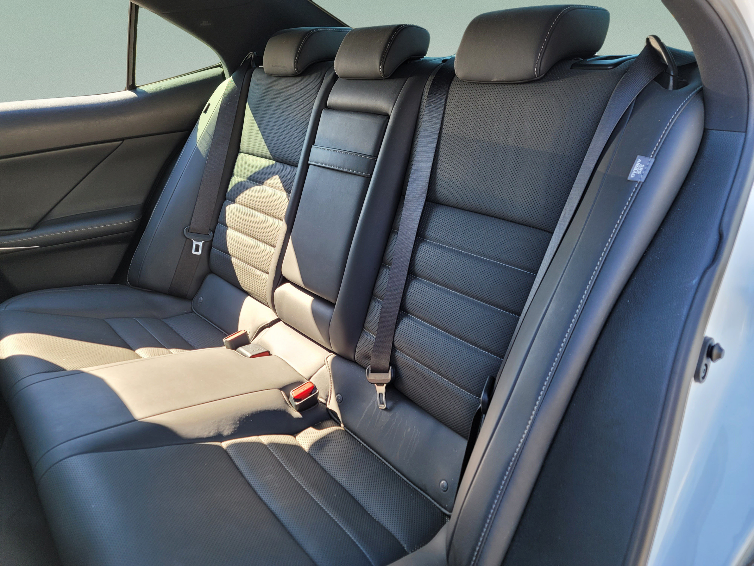 Used 2019 Lexus IS 300 RWD image 21