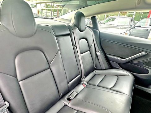 Used 2018 Tesla Model 3 Performance AWD/4WD image 30
