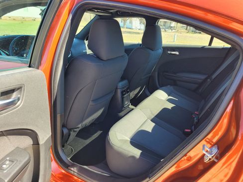 Used 2021 Dodge Charger SXT w/ Driver Convenience Group image 15