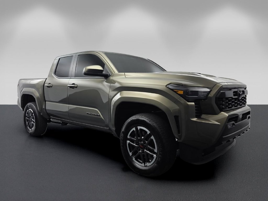 Used 2026 Toyota Tacoma TRD Sport RWD image 1