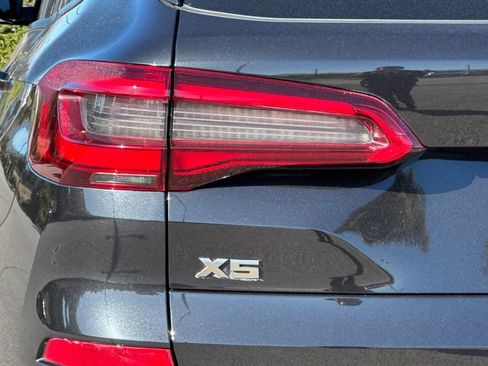 Used 2020 BMW X5 M50i w/ Executive Package AWD/4WD image 32